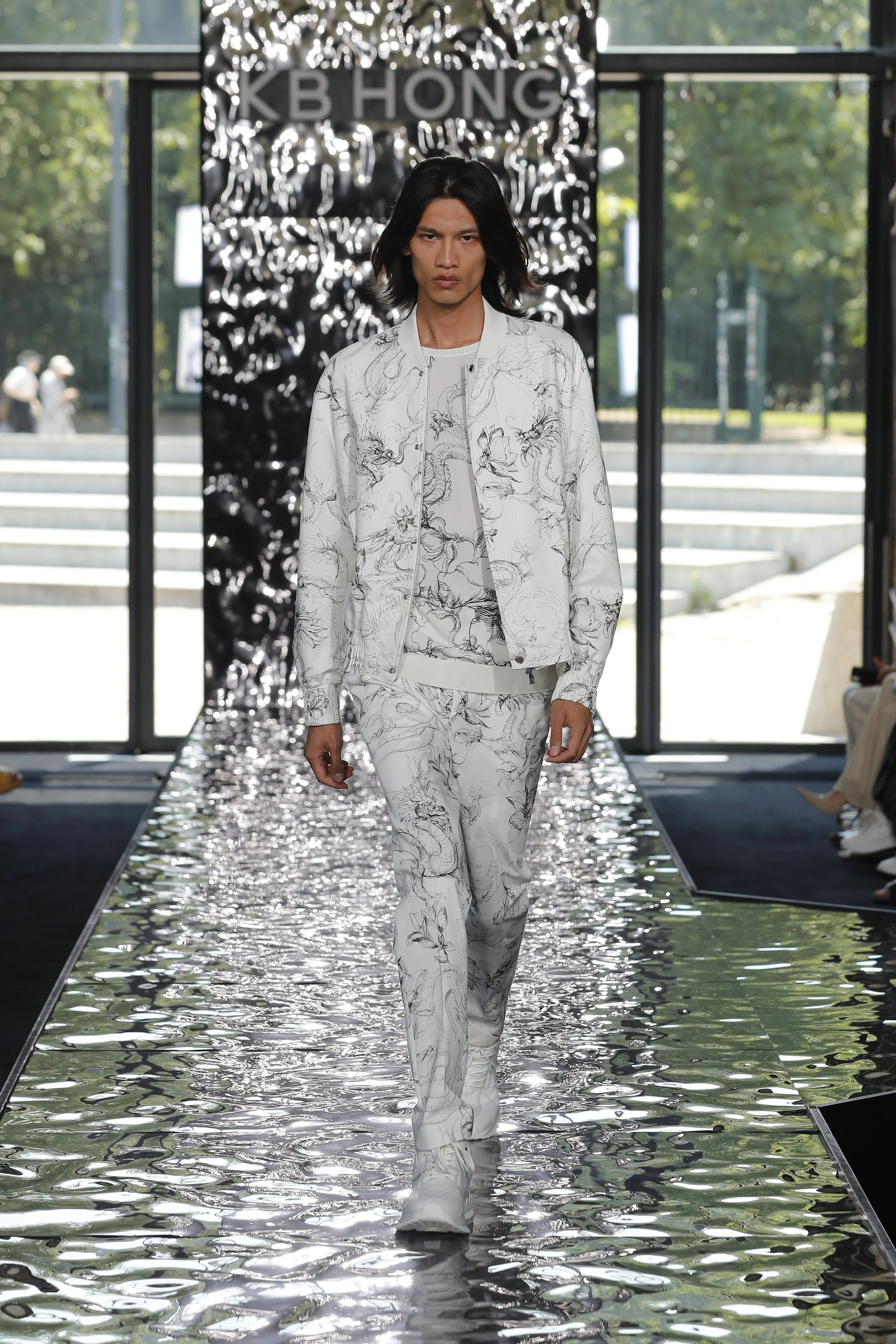 KB HONG SS 24_LOOK 21.jpg