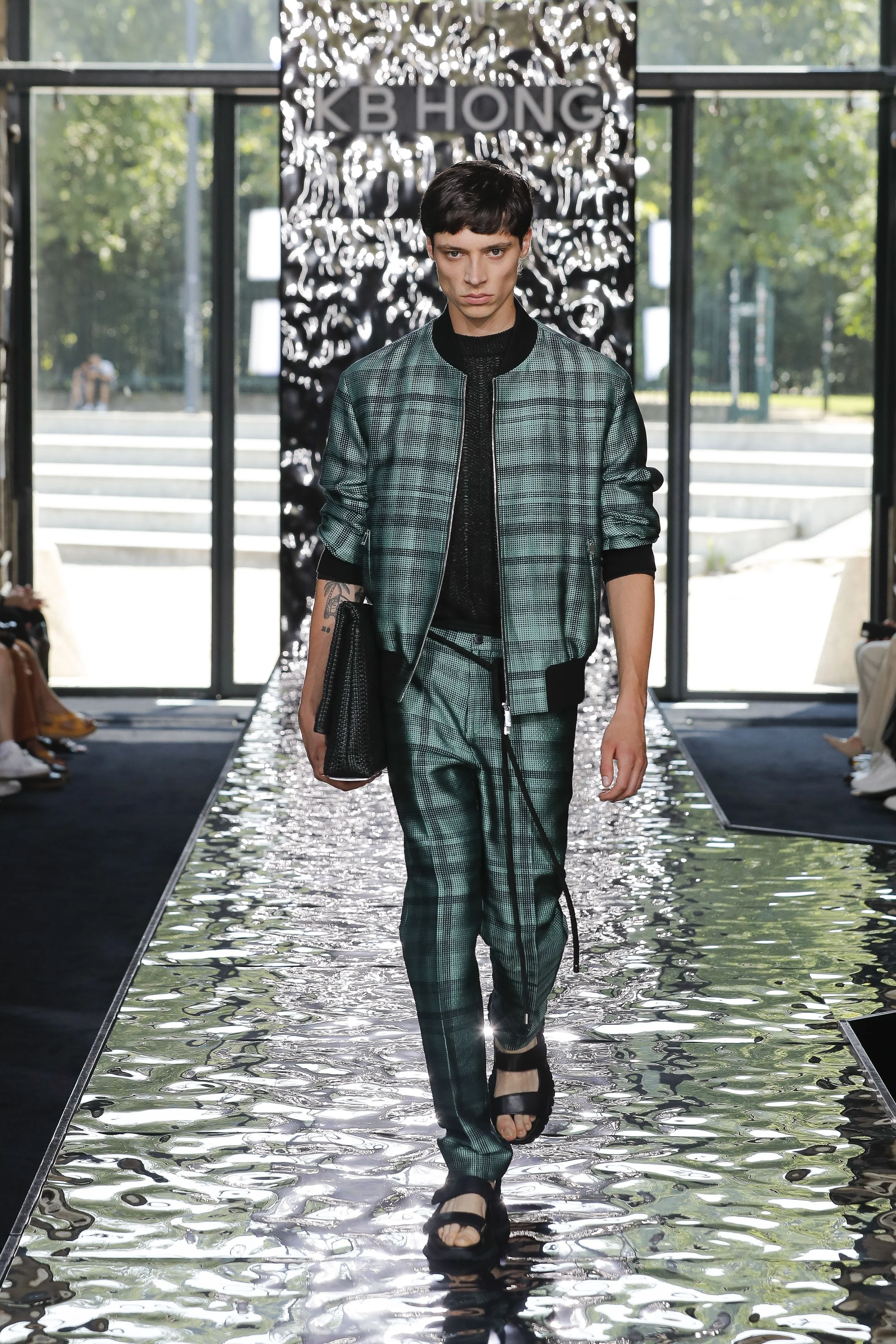 KB HONG SS 24_LOOK 27.jpg