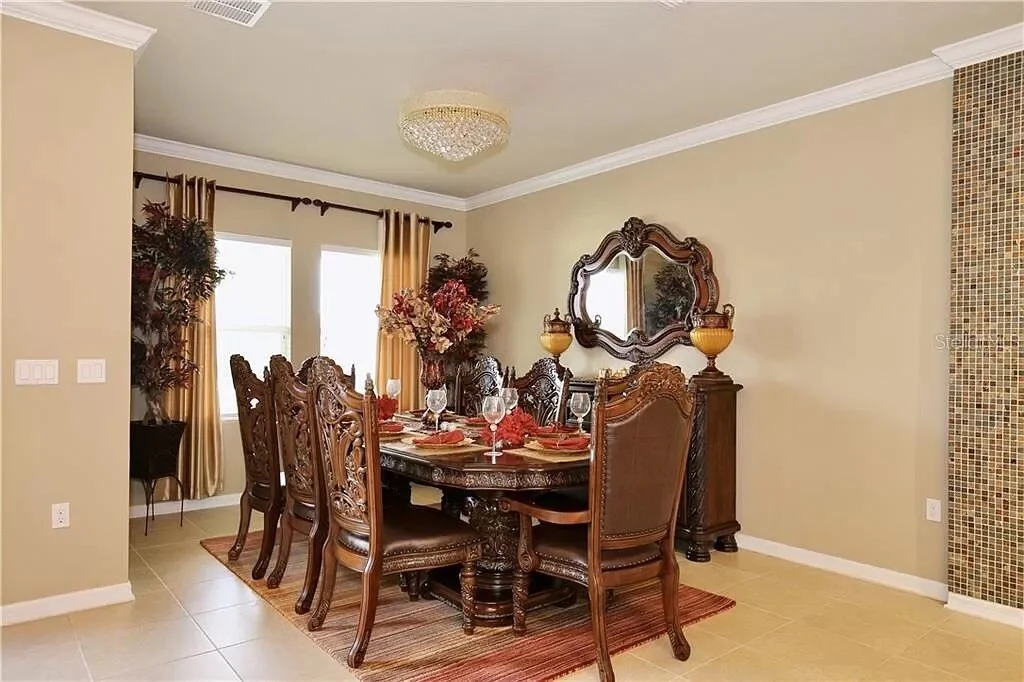 Zillow.Small Rug 7.jpg