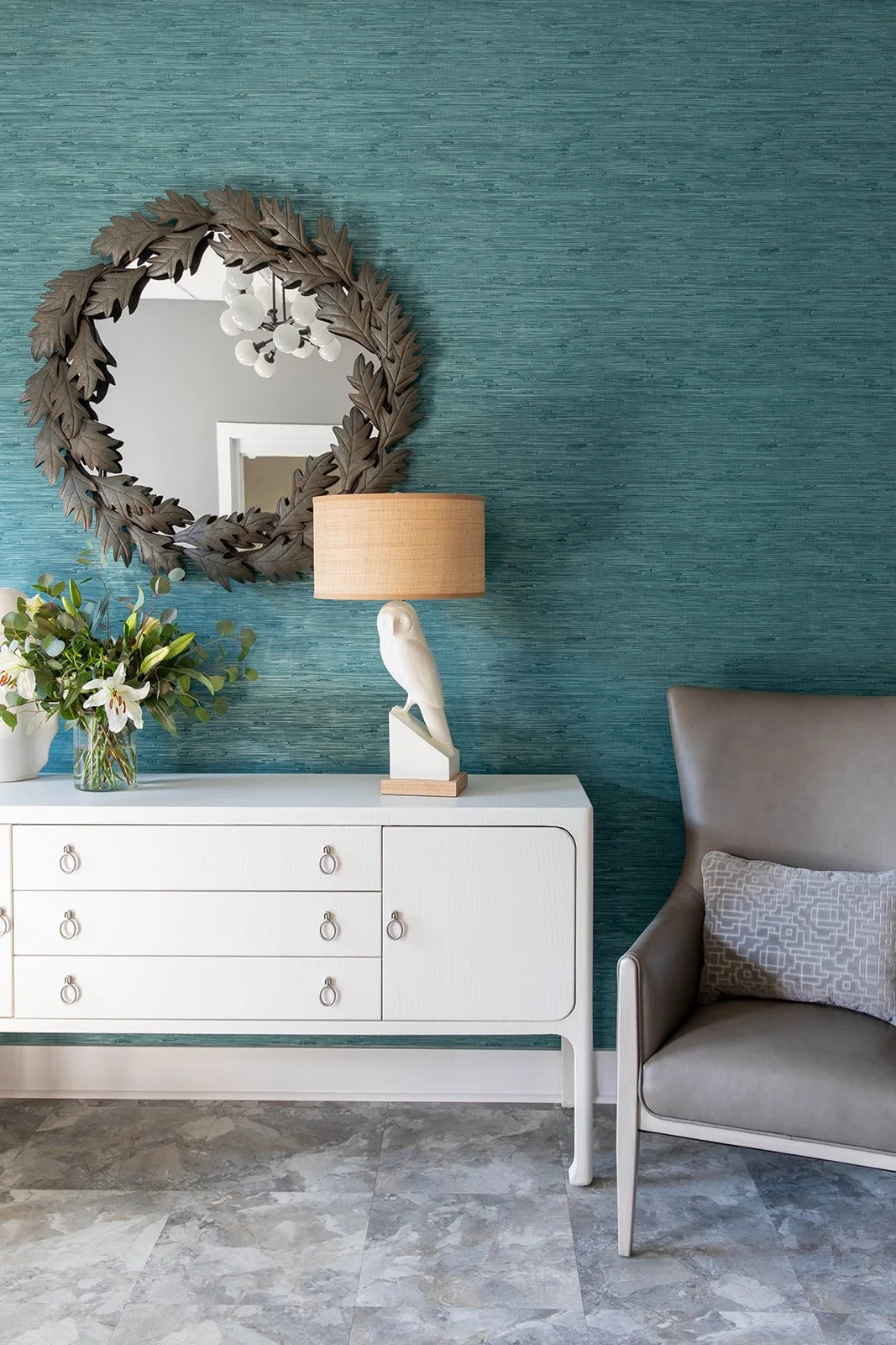 Chapter Room Lobby Detail