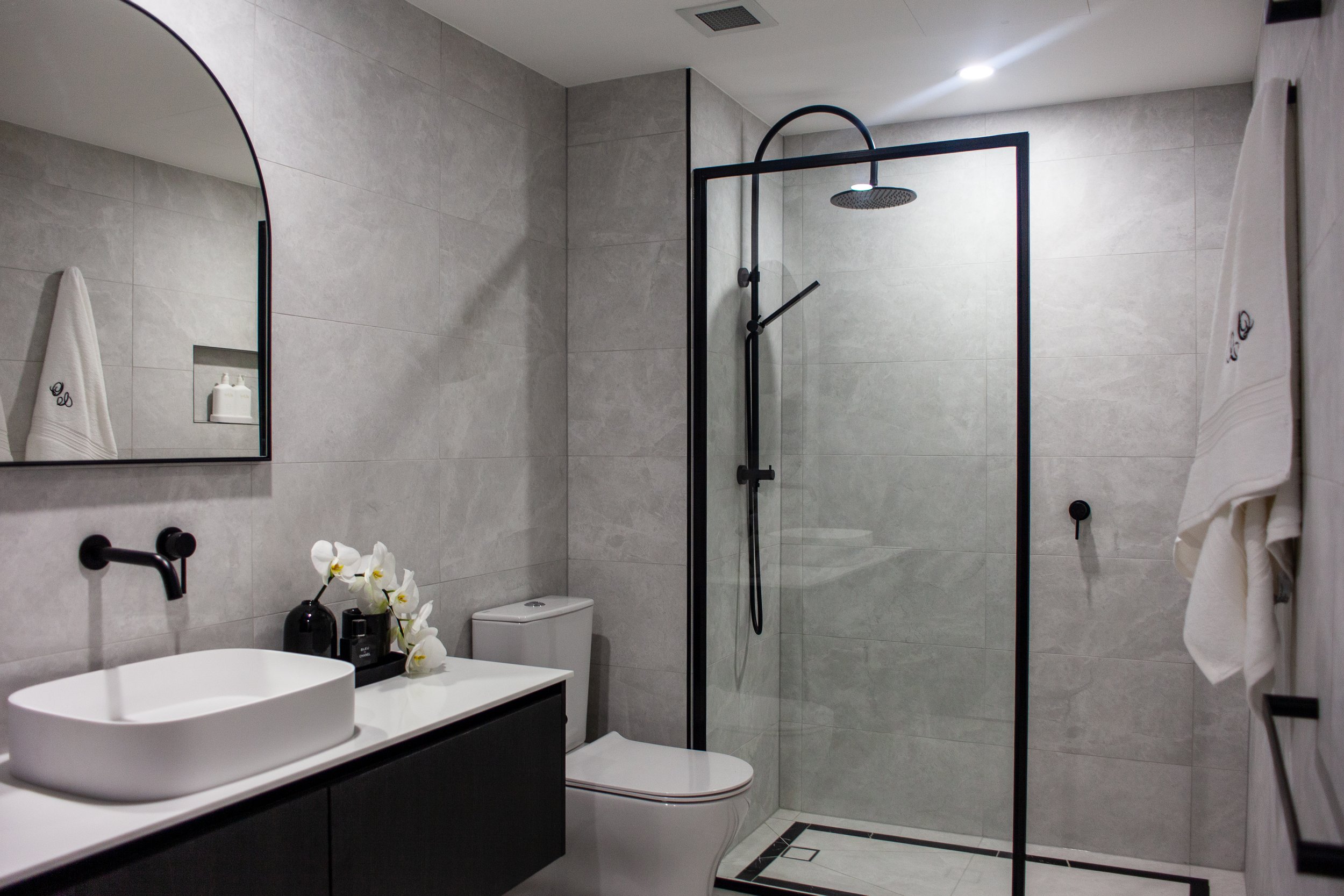 Luxurious walk in rain shower at Wickham Street, Fortitude Valley