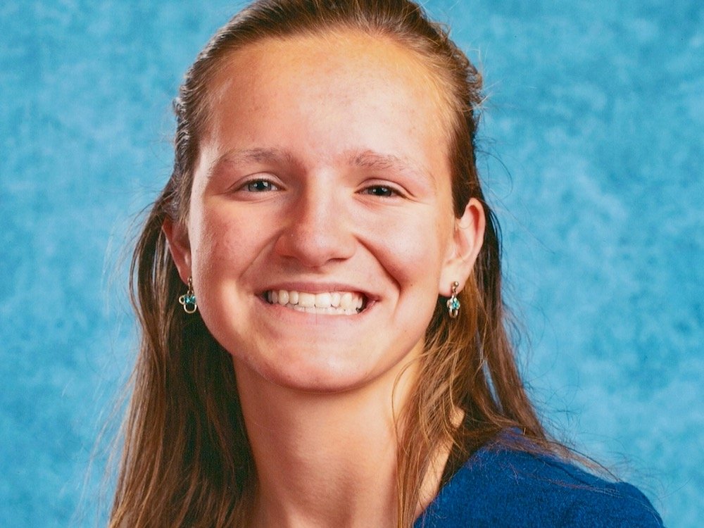 Nikki Nau (MT)