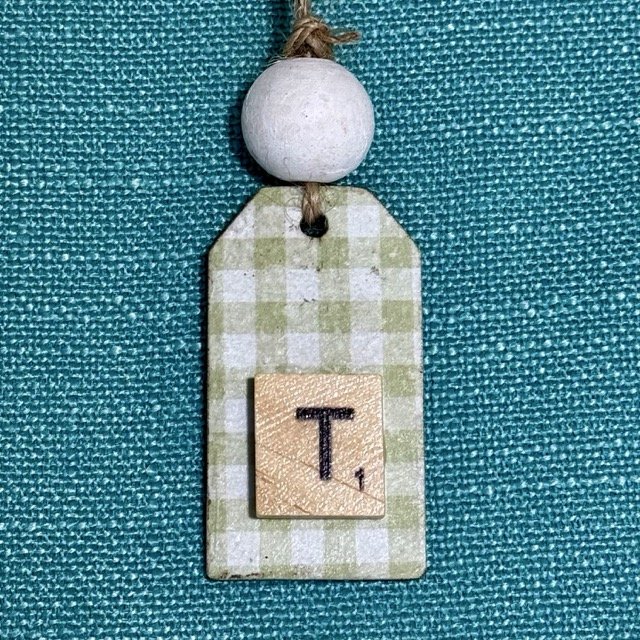 Monogram Gift Tag: T