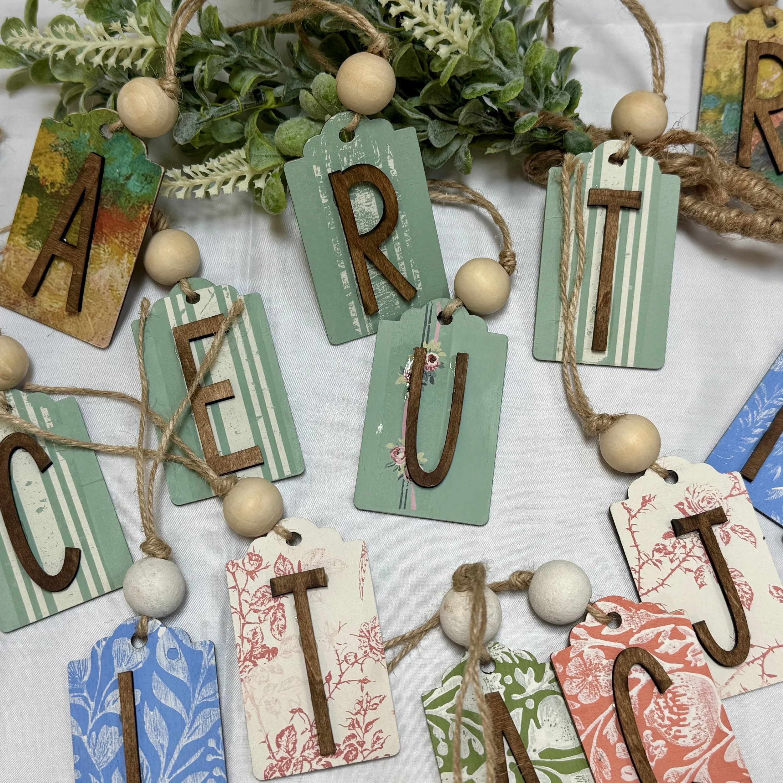 Wholesale order: 55 tags with FREE SHIPPING