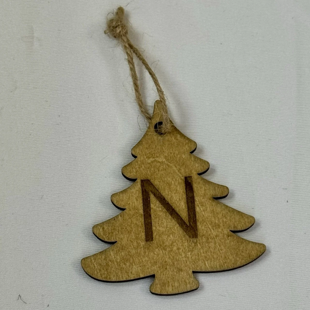 Monogram Gift Tag: N (tree wood mini)