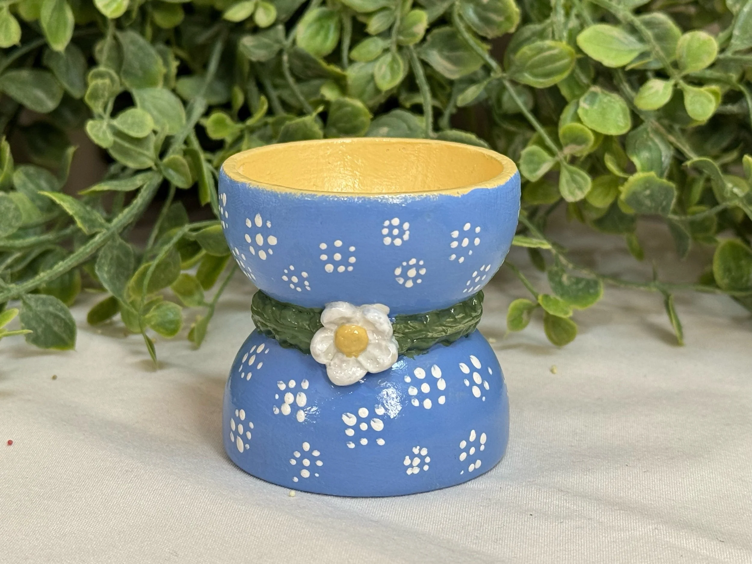 Hand-Painted Keepsake Dish for rings, jewelry and other tiny treasures: Yellow & White Flower