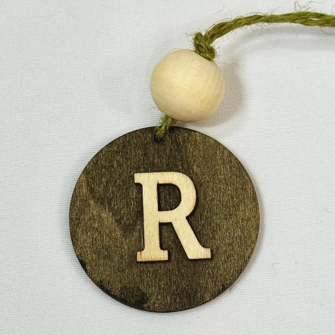 Monogram Gift Tag: R (round wood mini)