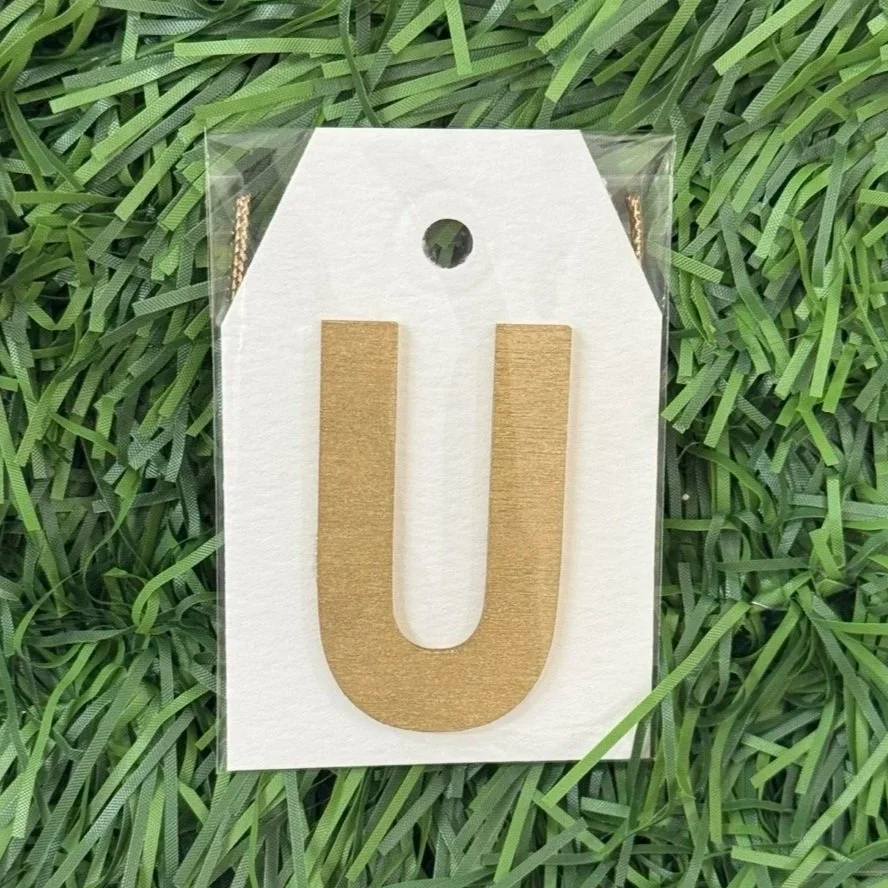 Monogram Gift Tag: U (white-gold lux)