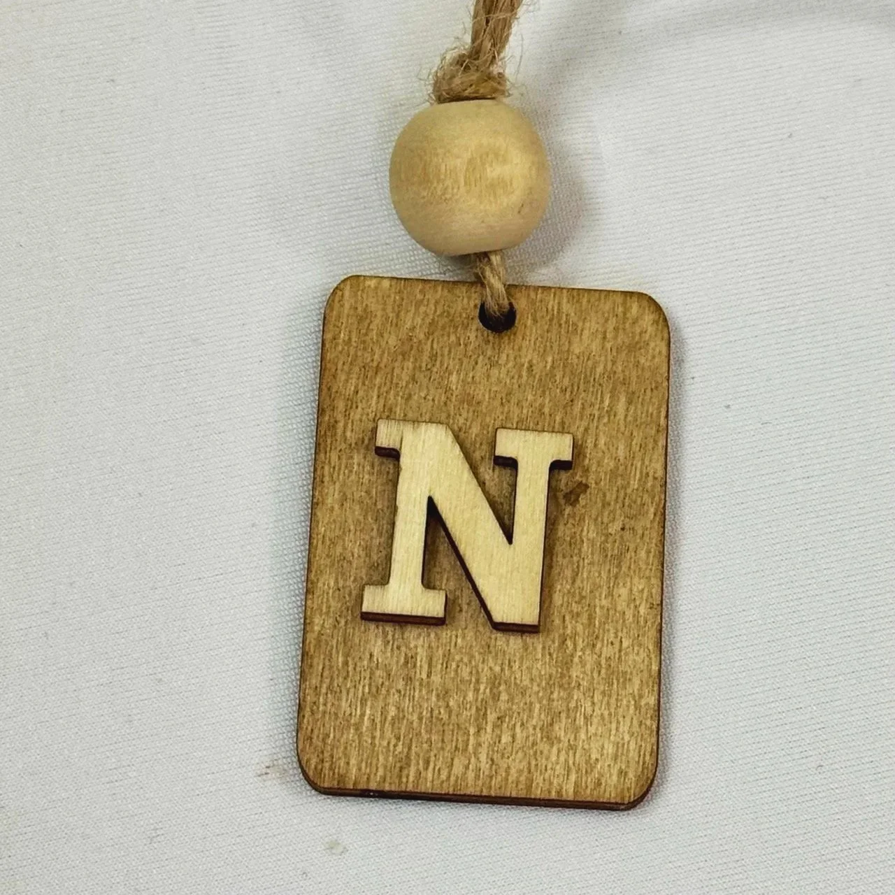 Monogram Gift Tag: N (wood stain mini)