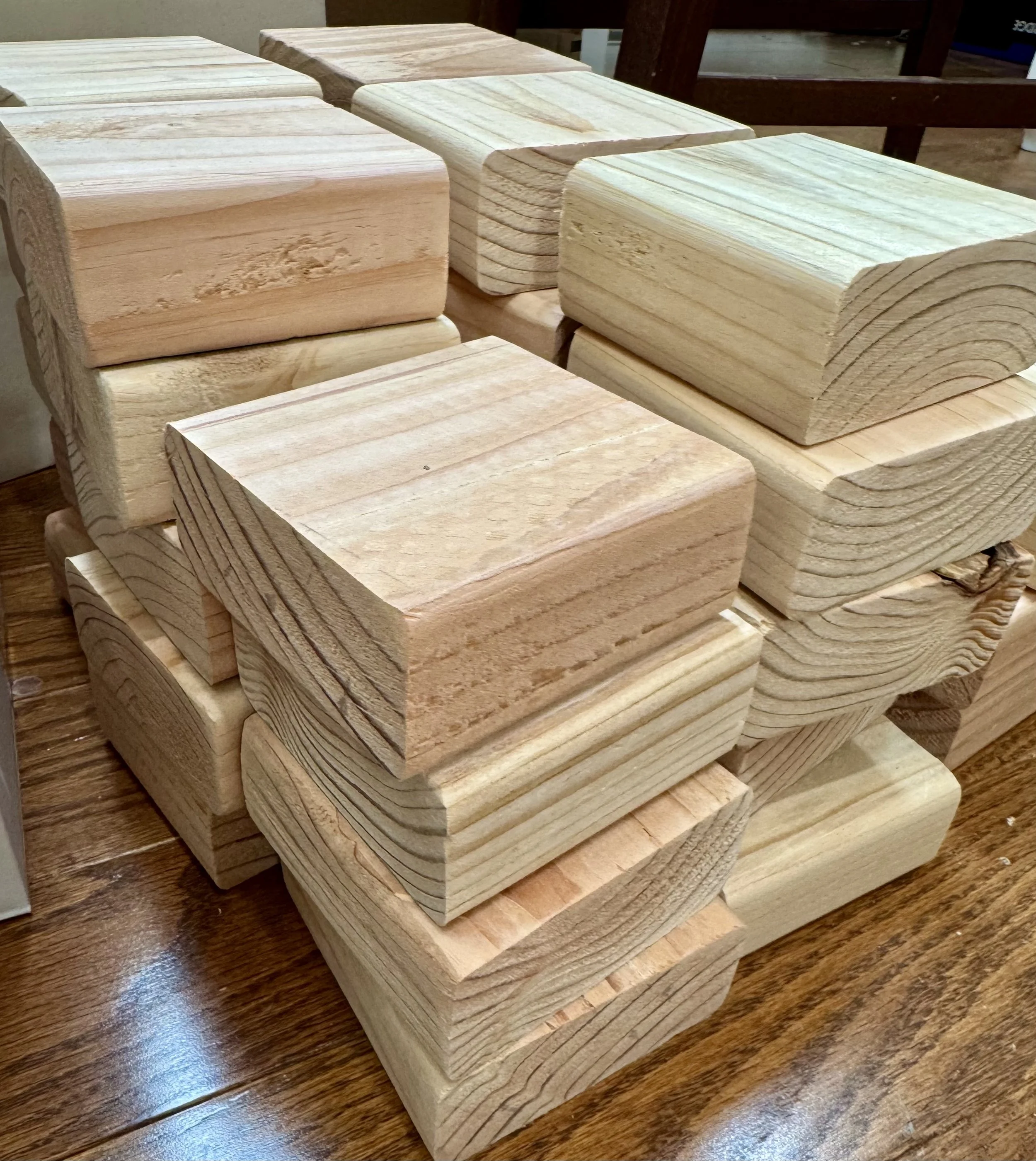 18 Blank Wood Blocks (FREE SHIPPING)