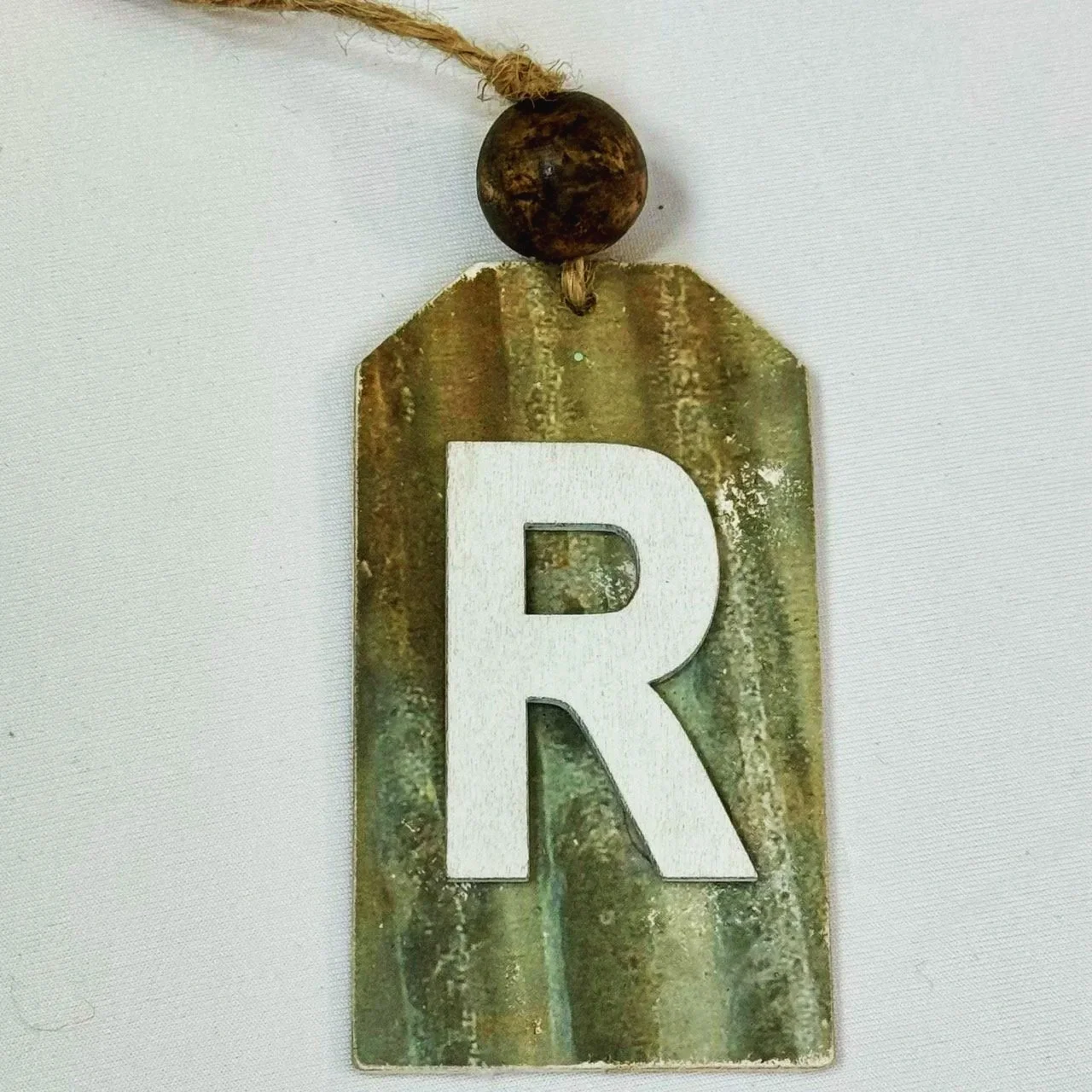 Monogram Gift Tag: R (galvanized rust)
