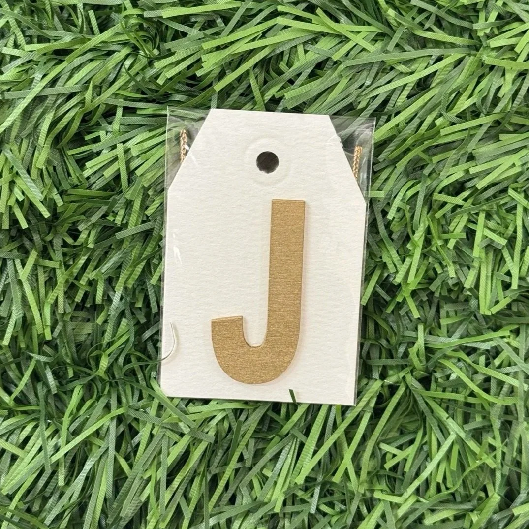 Monogram Gift Tag: J (white-gold lux)