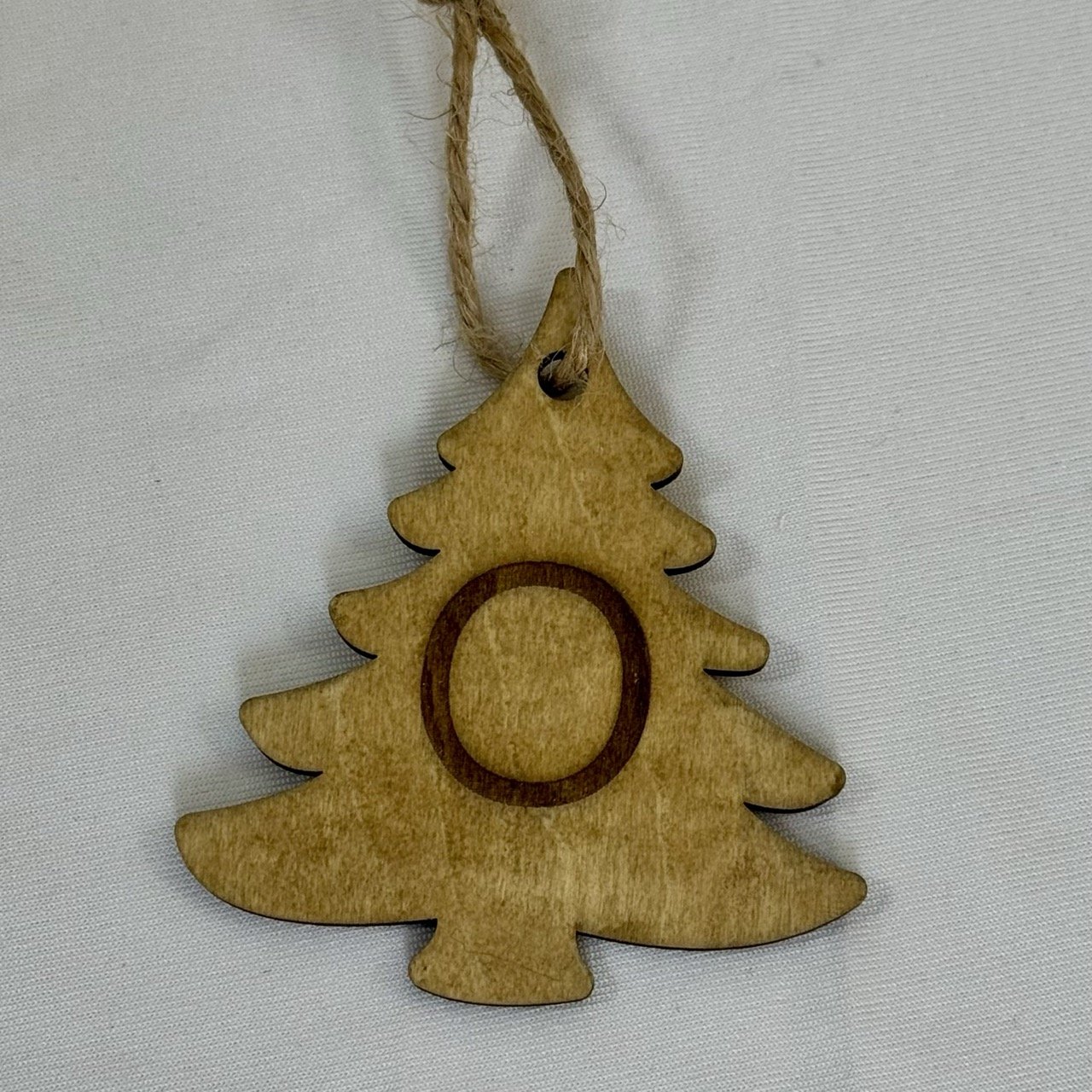 Monogram Gift Tag: O (tree wood mini)