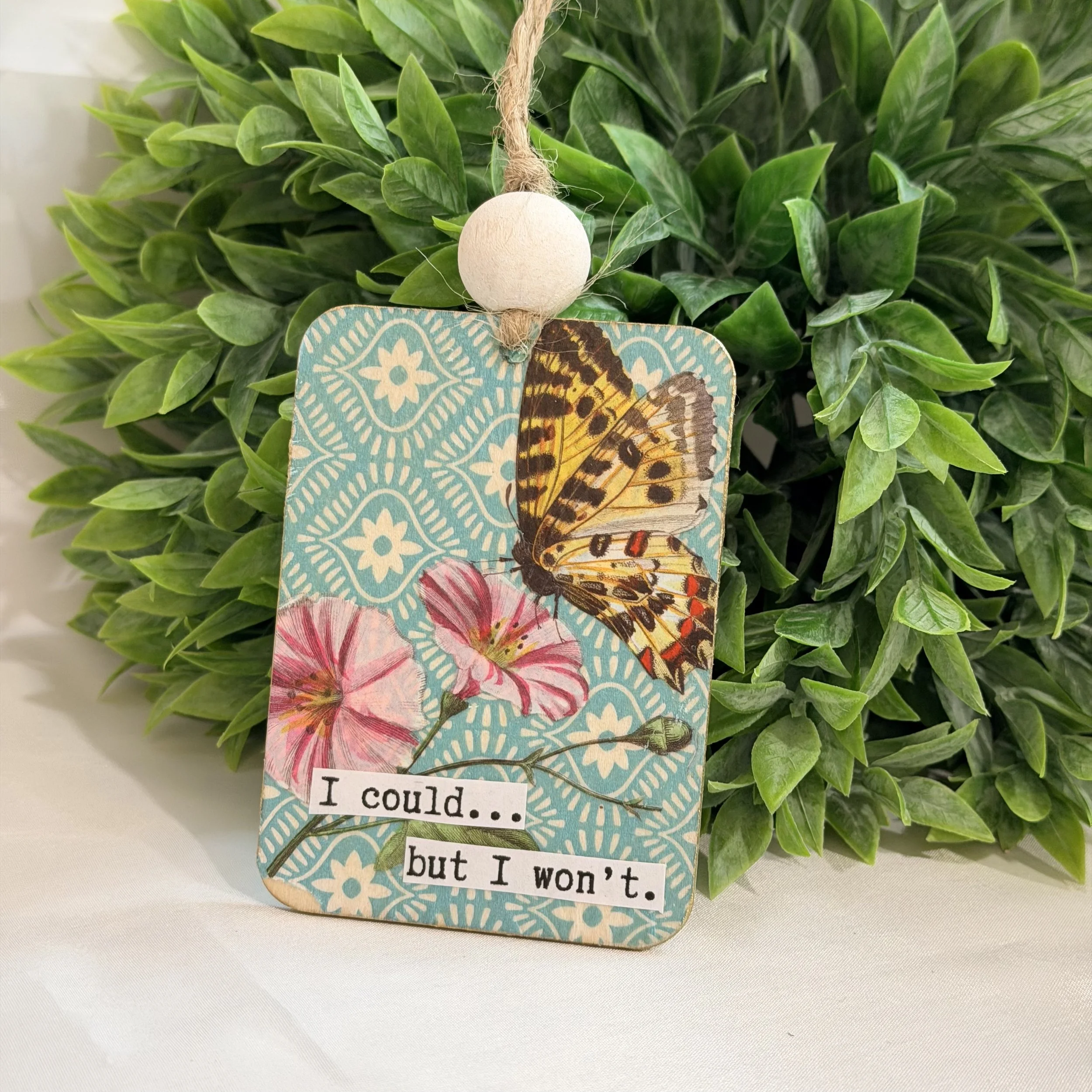 Wooden Gift Topper & Reusable Gift Tag | Gift Wrapping Embellishment