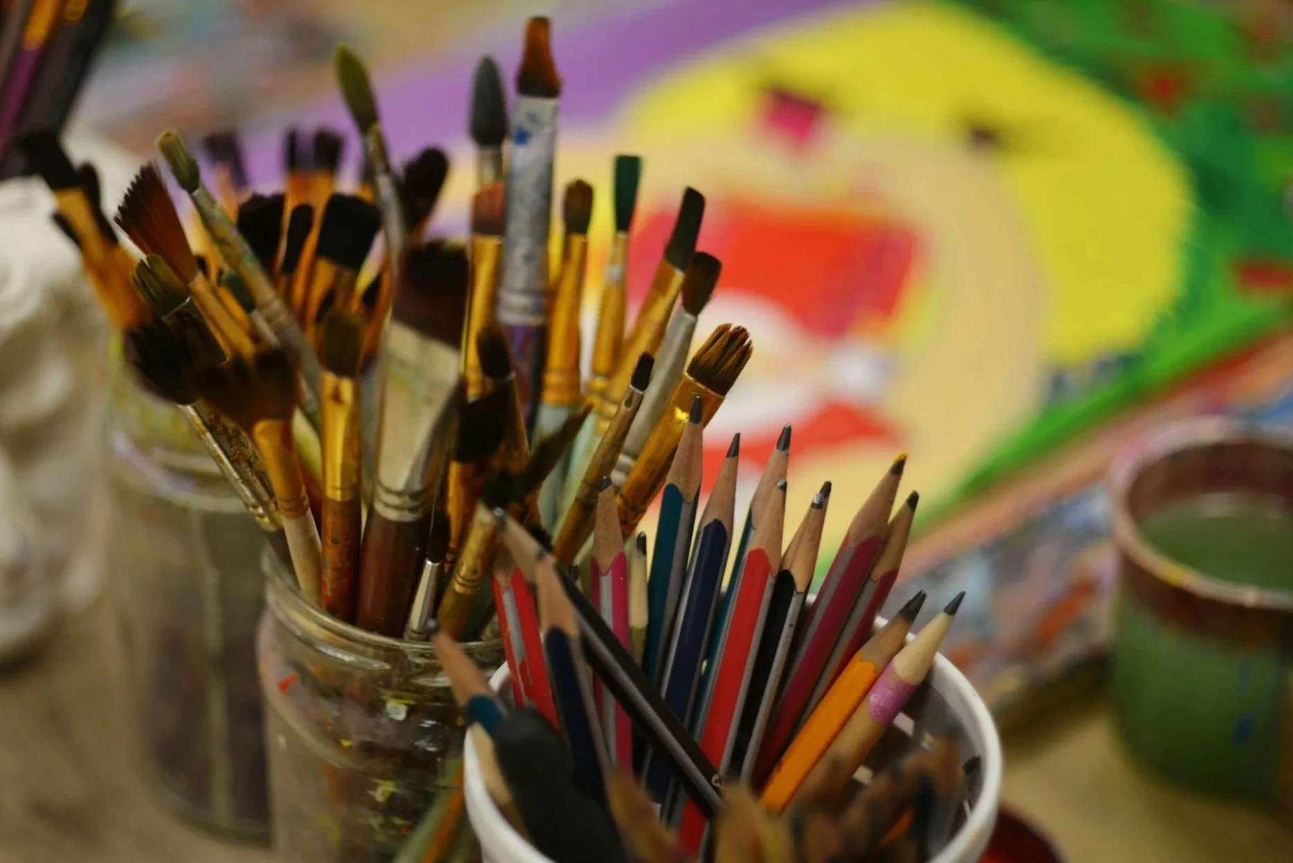 private art class showing equipment being run in teddington