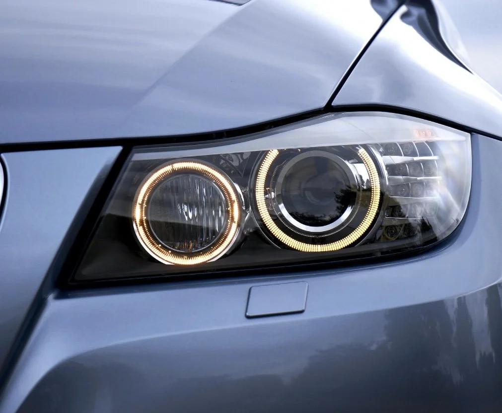 HEADLIGHT RESTORATION