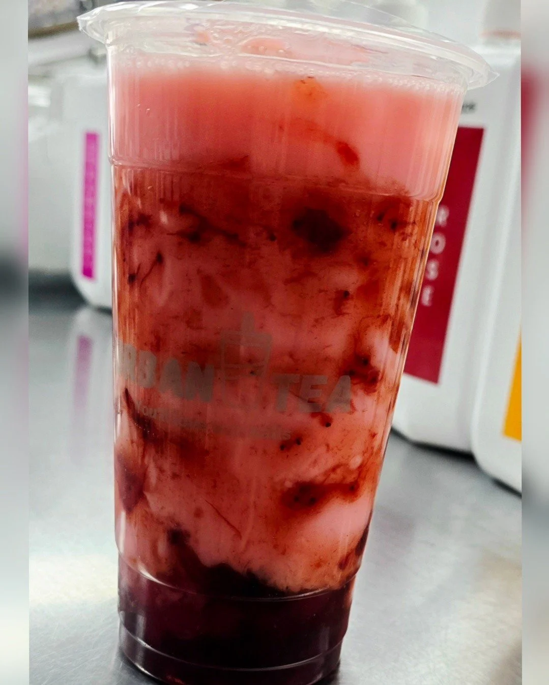 Happy Tuesdayyyyy! ☀️

Some weather we're having lately, huh? 

Come cool off and beat the rainy day blues with us!
Whether an ice cream sundae 🍨 is on the agenda or one of these triple strawberry 🍓 milk teas, we got you covered 😉 

We open at 11 