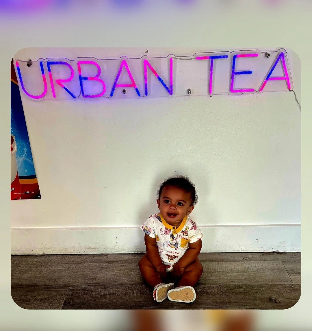 Marcus is popping up on your feed today to remind you that starting today we are OPEN for Monday summer hours 🙌 

Come see Christina today at our normal hours (11 to 8) and start this week off the right way 😎

Order a custom creation and give us a 