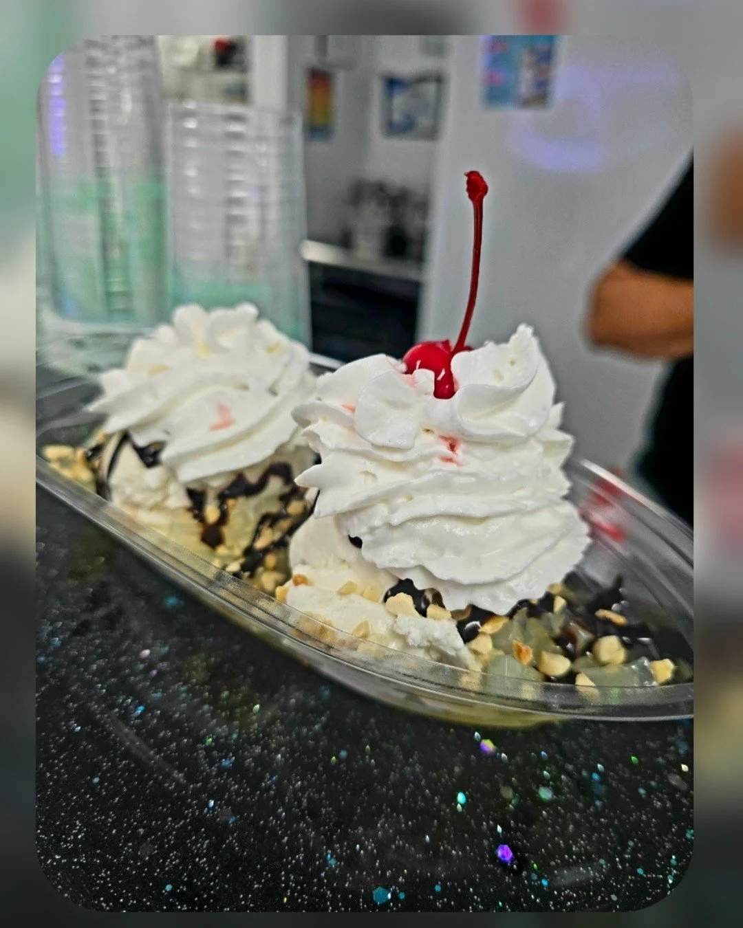 🚨 Ice cream restock alert! 🚨

Our favorite delivery guy 🚚 is making his way to your go to place for the best tasting ice cream 🍨 on the coast 😋 

The possibilities of having your dream sundaes are endless here! 

Add boba 🧋
Add some jellies 🥥
