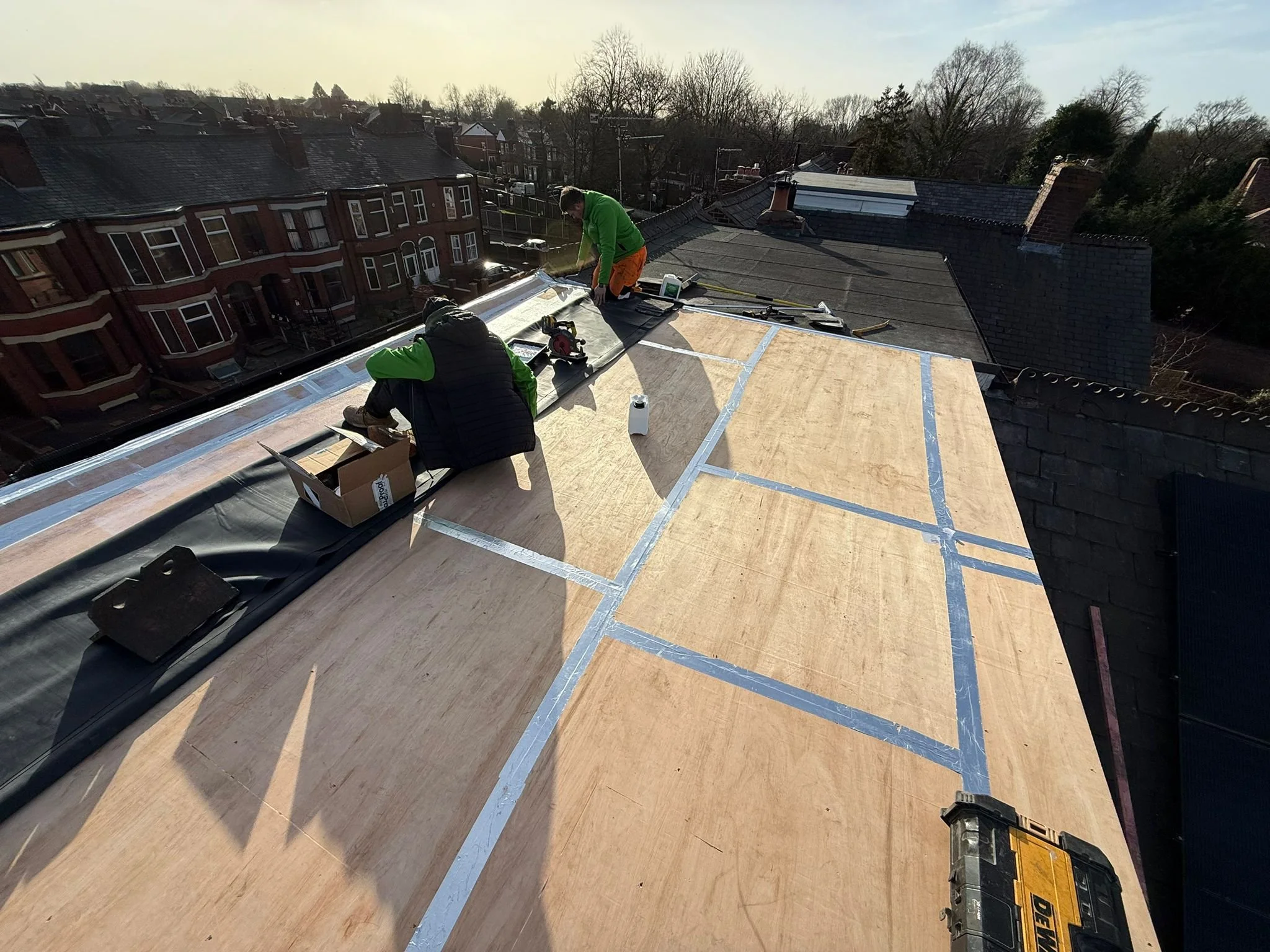 Should You Consider a Warm Flat Roof for Your Retrofit?
