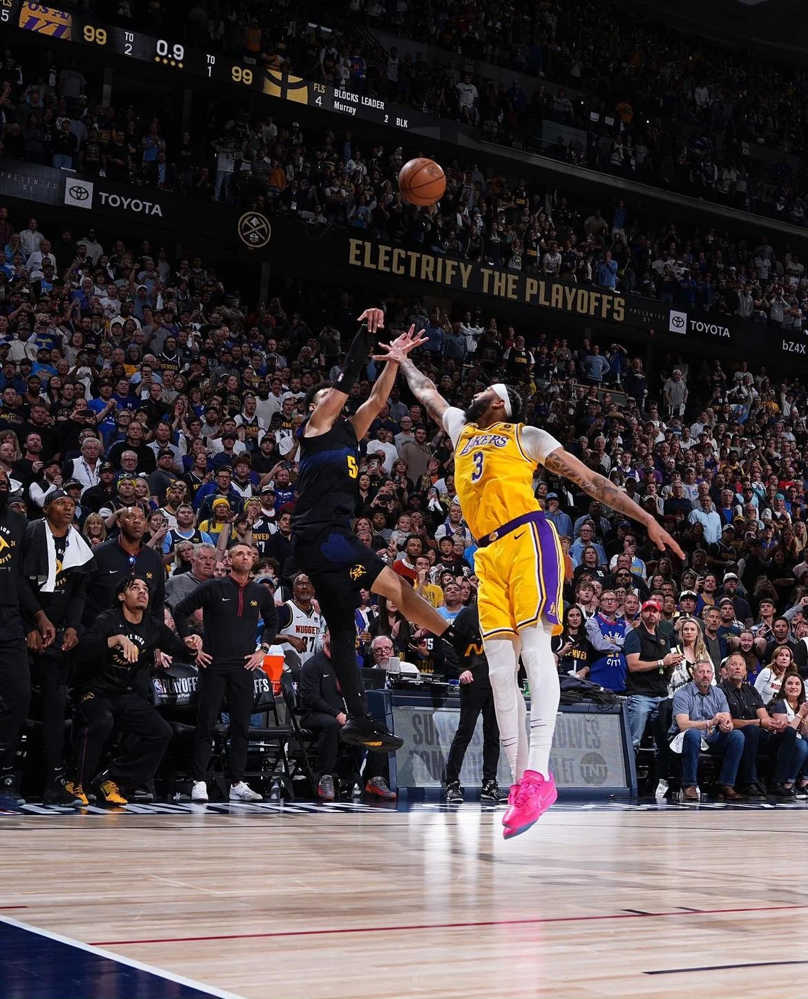 Los Angeles Lakers vs Denver Nuggets