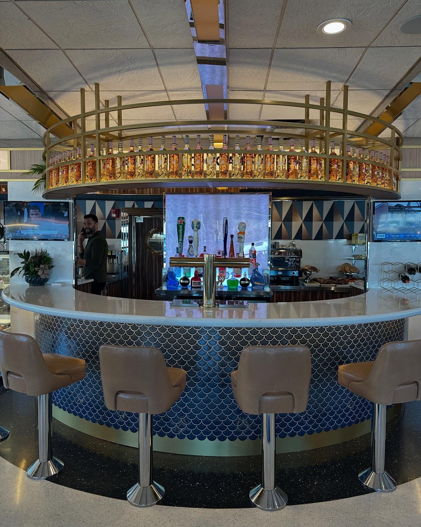 🍾 Wine Is All Around Us...

I recently walked into a newly renovated diner near my parents&rsquo; home on Long Island.

⏸️ Let me pause there and say that I believe I speak for most Long Islanders, probably most New Yorkers, and even New Jerseyans w