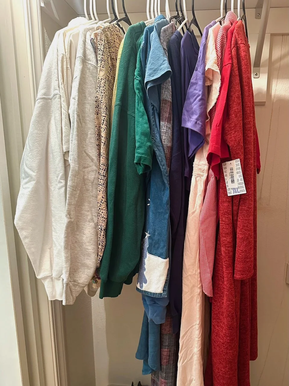 Clothing & Accessories - 40 of 42.jpeg