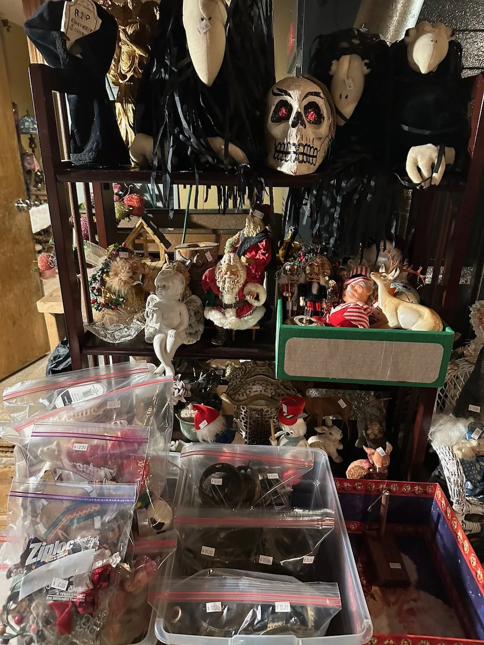 Outdoor Items, Tools & Holiday Decor - 21 of 57.jpeg