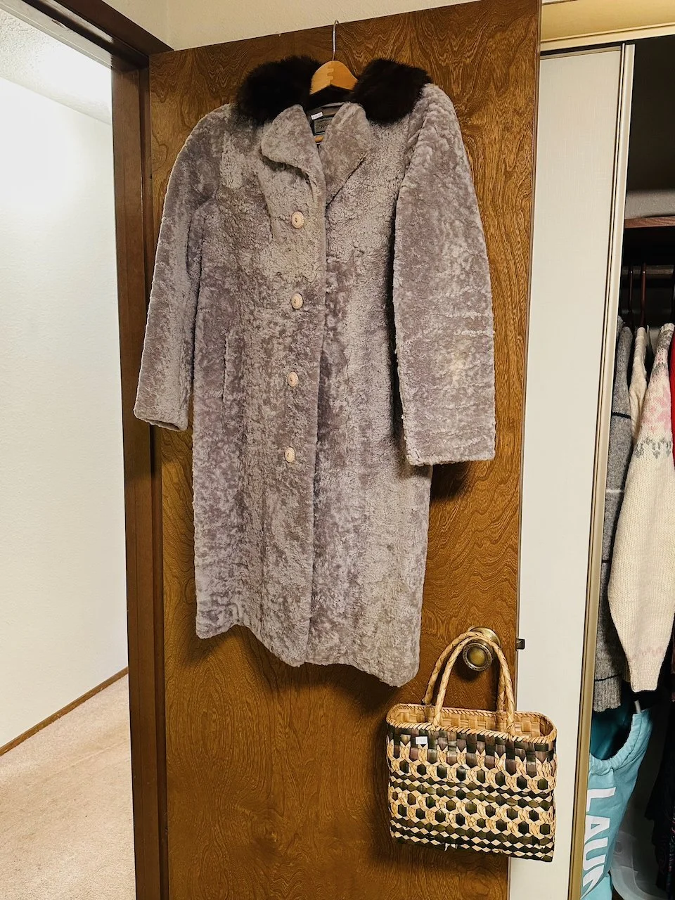 Clothing & Accessories - 14 of 42.jpeg