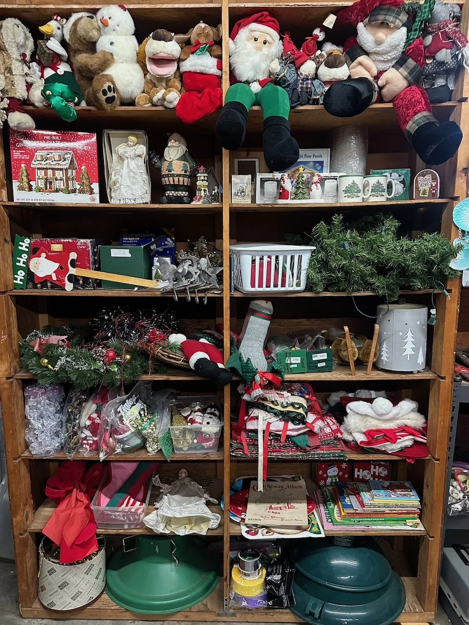 Outdoor Items, Tools & Holiday Decor - 41 of 57.jpeg