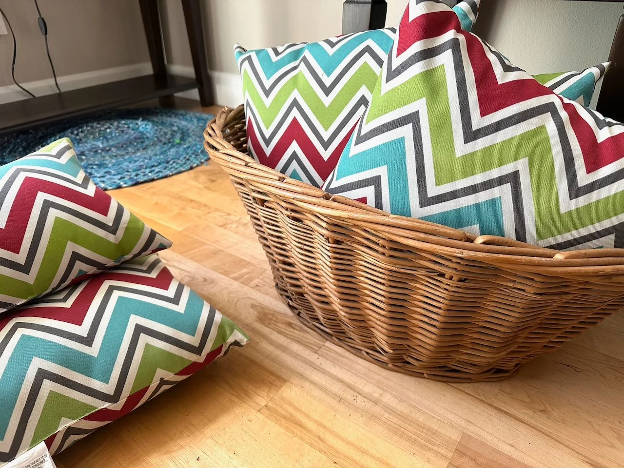 Household Items & Linens - 41 of 46.jpeg
