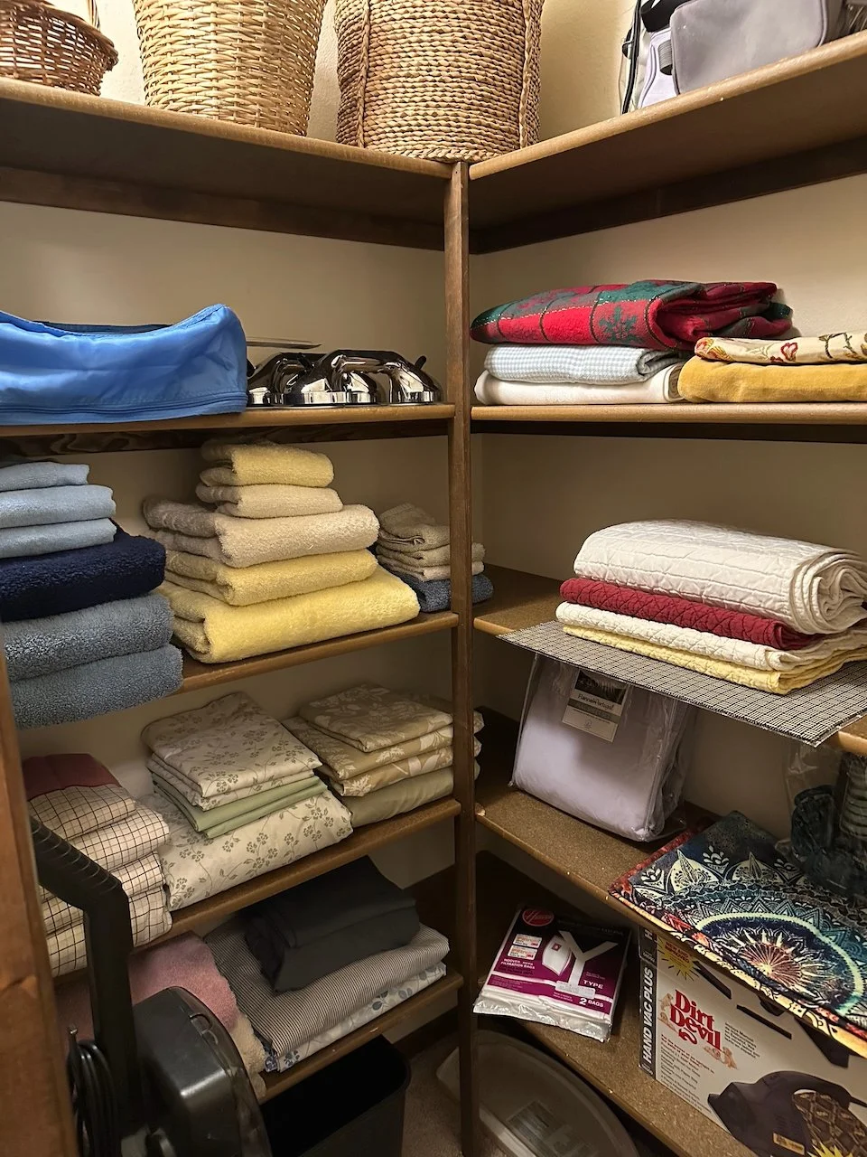 Household Items & Linens - 35 of 46.jpeg