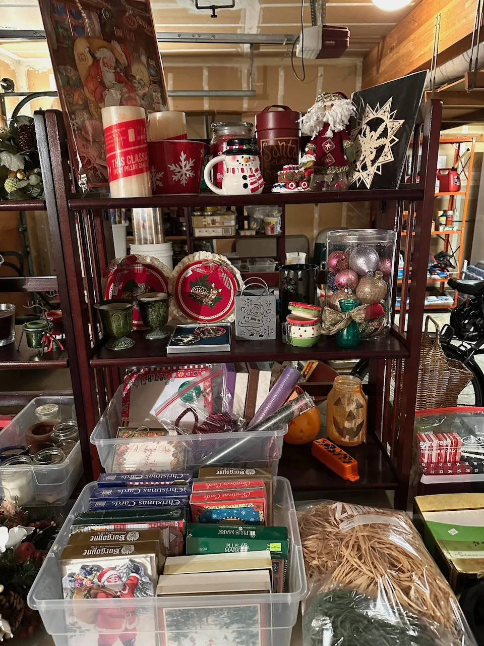Outdoor Items, Tools & Holiday Decor - 25 of 57.jpeg