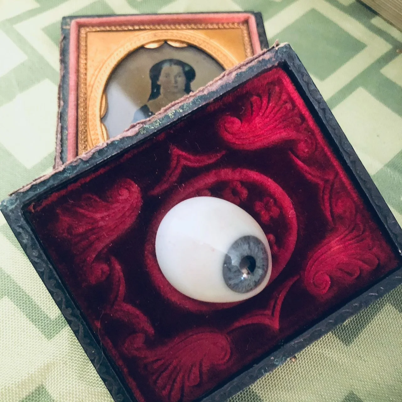 Unique Collectibles - 12 of 54.jpeg