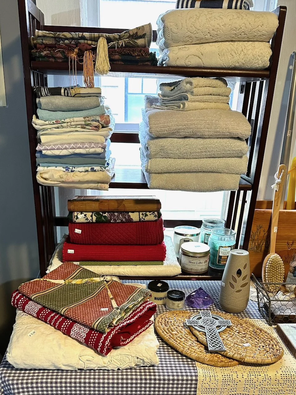 Household Items & Linens - 16 of 46.jpeg