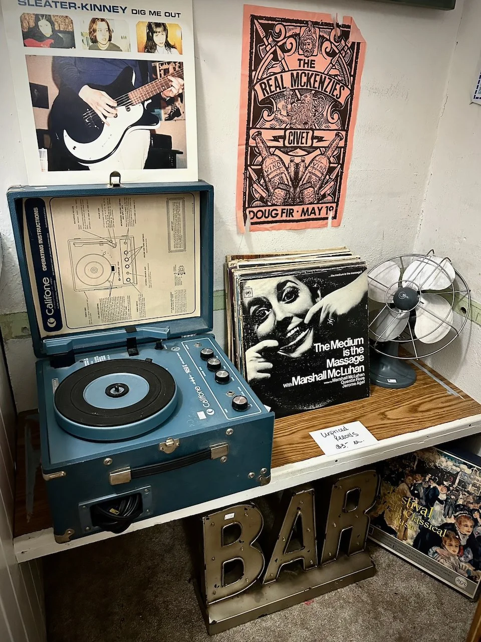 Music & Musical Instruments - 18 of 50.jpeg