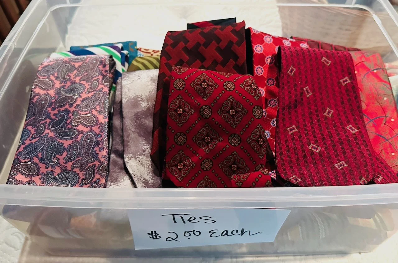 Clothing & Accessories - 37 of 42.jpeg