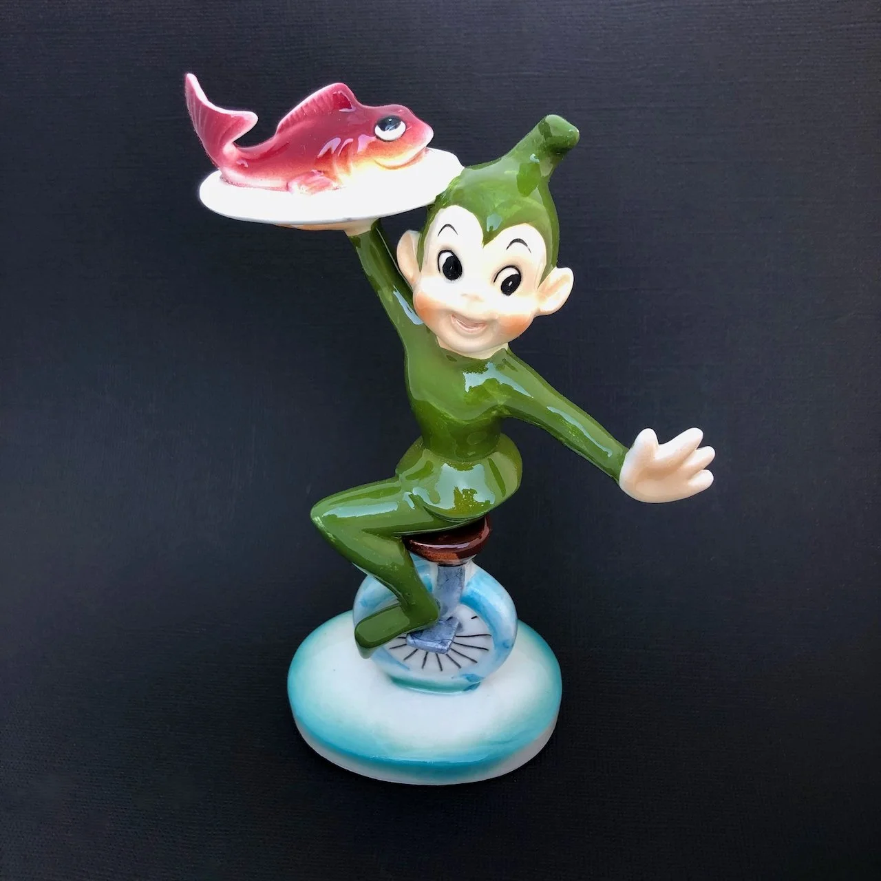 Unique Collectibles - 9 of 54.jpeg