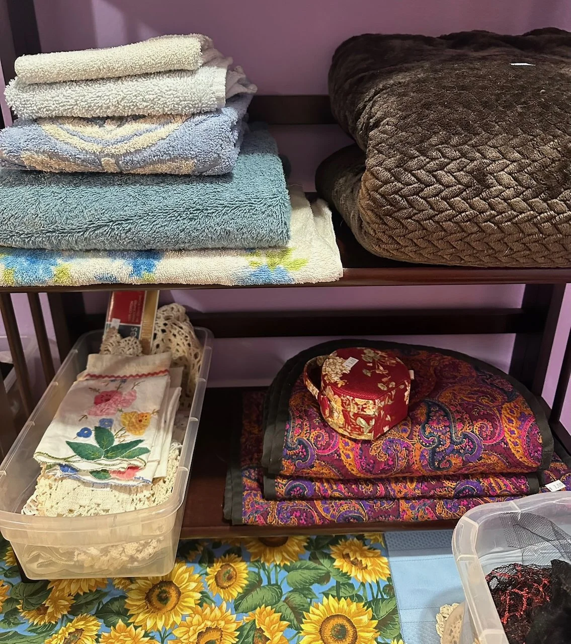 Household Items & Linens - 31 of 46.jpeg
