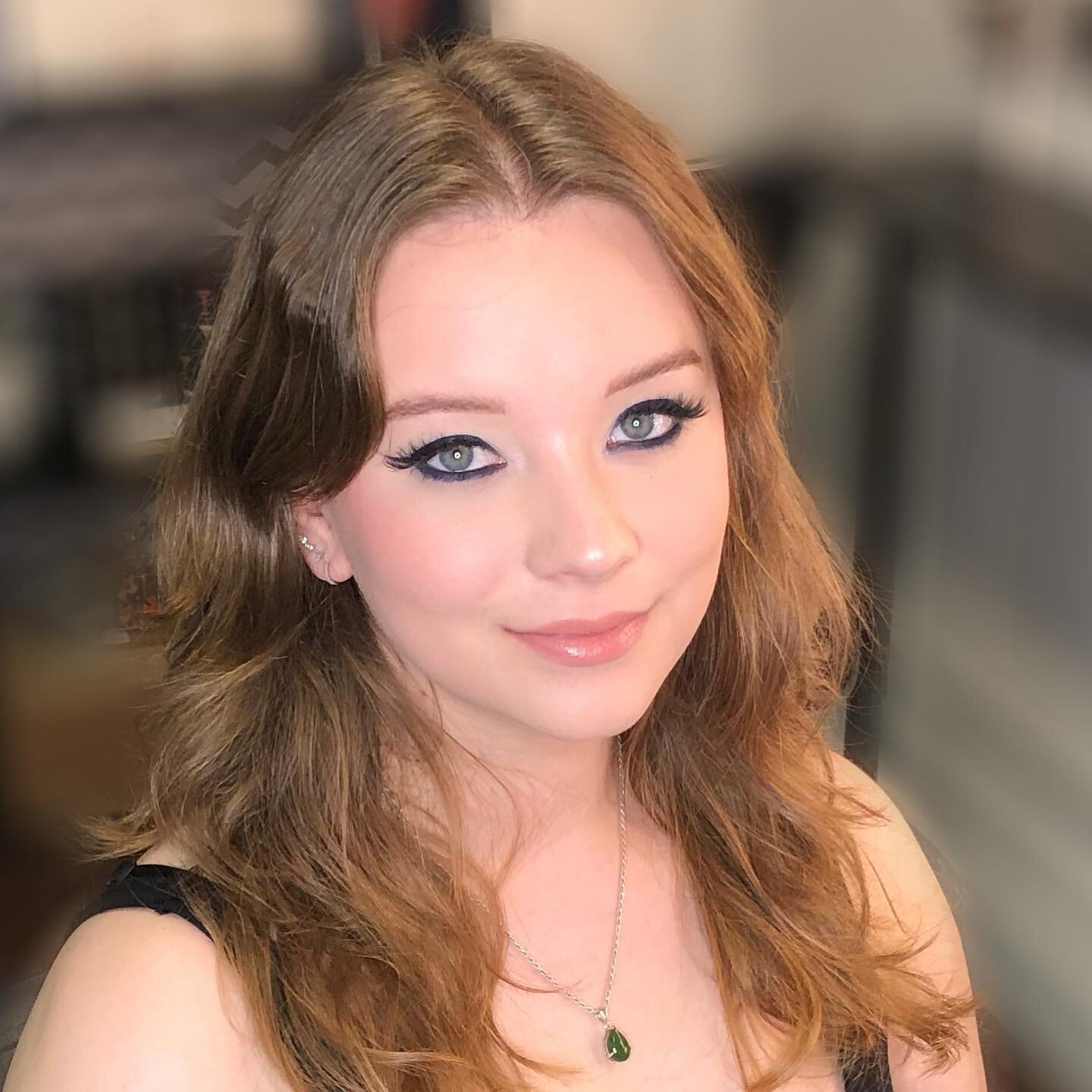 🪩PROM🪩
.
.
.
#makeupideas #makeuphacks #beauty #satisfying #makeuptransformation #browsonfleek #fluffybrow 
#prom #prommakeup
#photograpy 
#prommakeupideas #blackmua #blackwomen #browtutorial #glam 
#eyeshadowtutorial #cutcrease #makeuptutorial #la