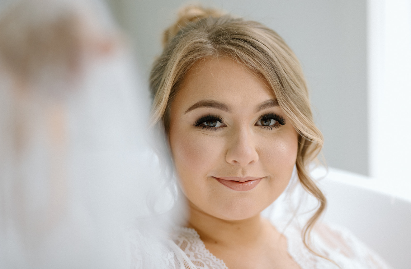 soft glam makeup on a bride by Kenya Beats Makeup Artistry in Banner Elk, NC.