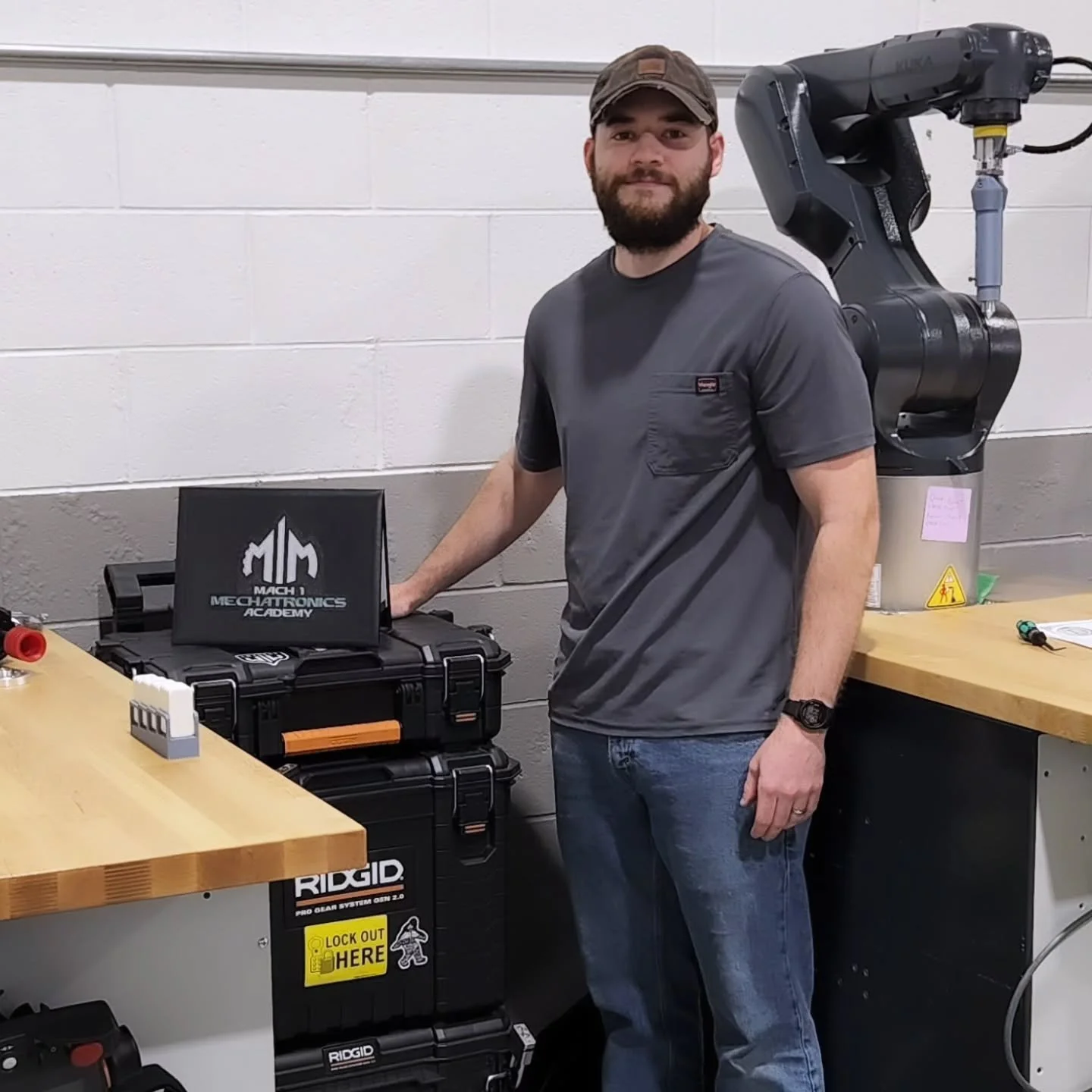 💢 Give it up for another HIGH OCTANE graduate!! 💢💢

Stephen Tondu came to Mach 1 with some industry experience, looking to expand and solidify his knowledge of Automation Building 🤘

He took every project in stride, tackled every challenge in fro