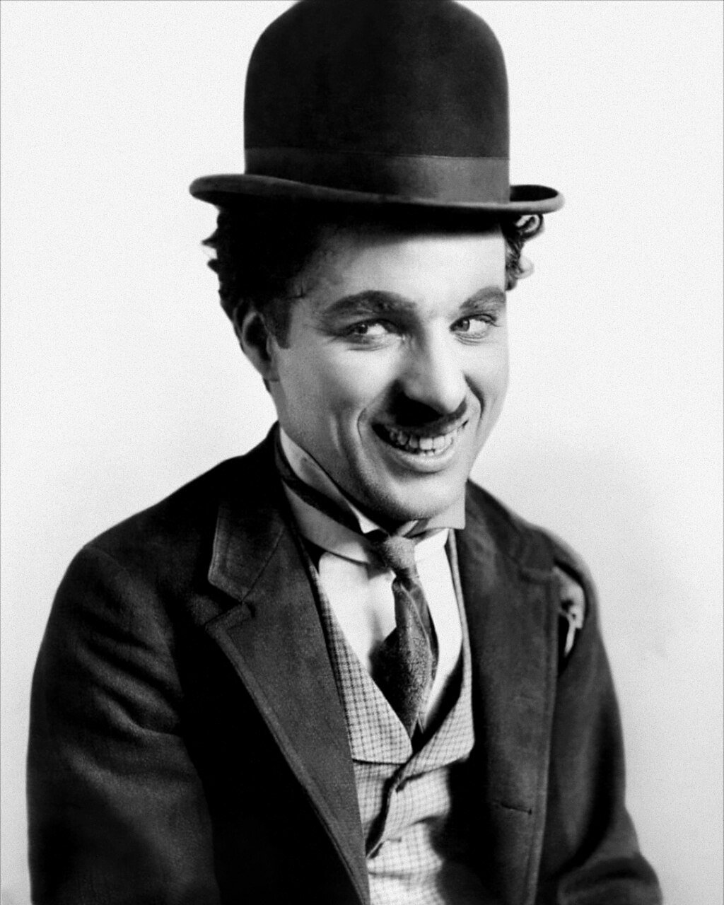 Charlie Chaplin on the Art of Self-Love 