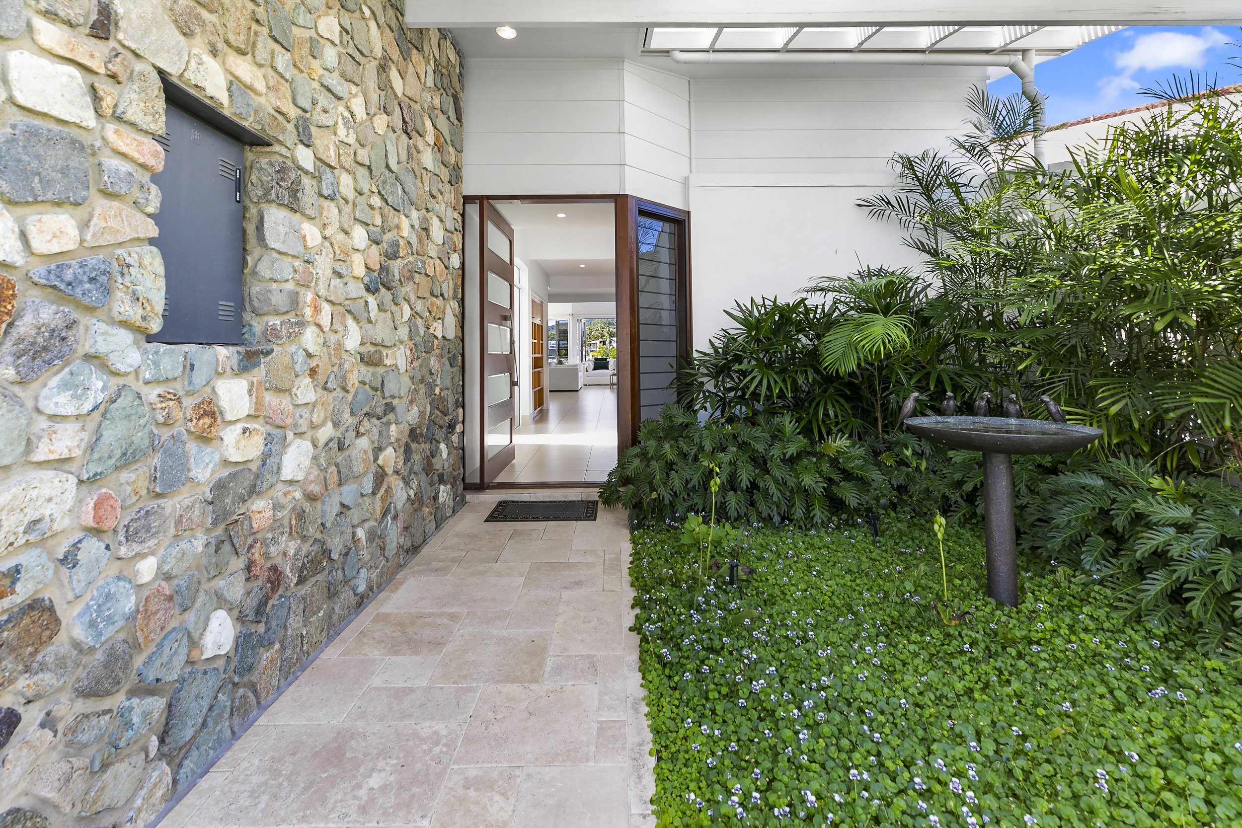 062_Open2view_ID704711-17_Cooran_Court__Noosa_Heads.jpg