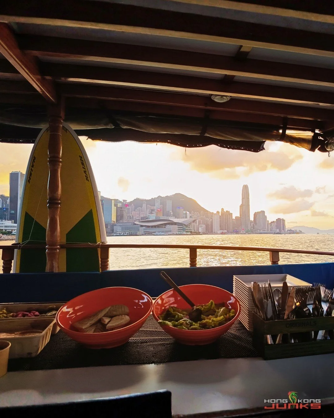 It's night junk season again! Some nights are meant for lights, laughter, and a little bit of sea spray. Central looks different when you&rsquo;re watching it with a drink in hand and no reason to rush home. #HongKongJunks #EveningJunk