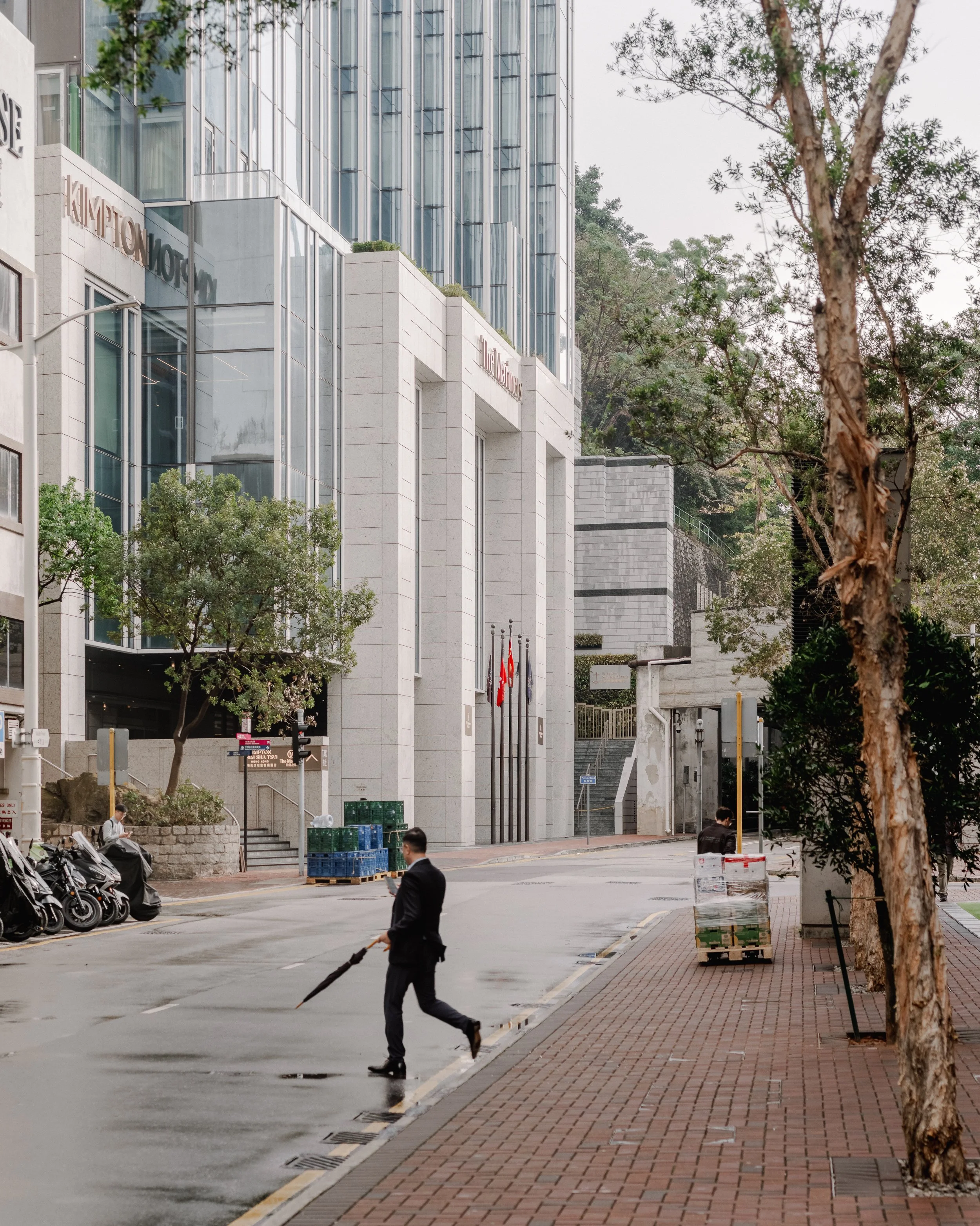 VV-VIA-KIMPTON-BONUS-3-M FLAGS.jpg