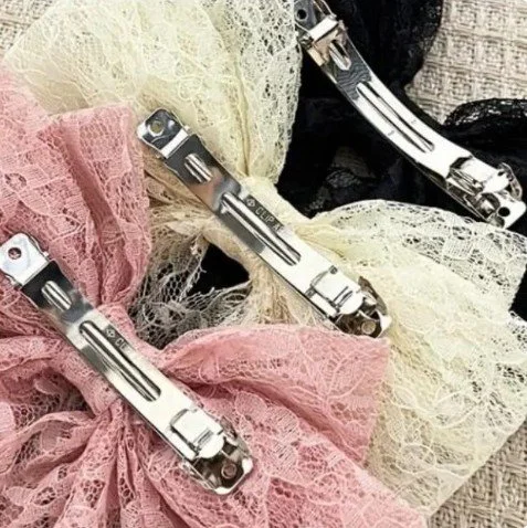 Back of Lace Bows.jpg