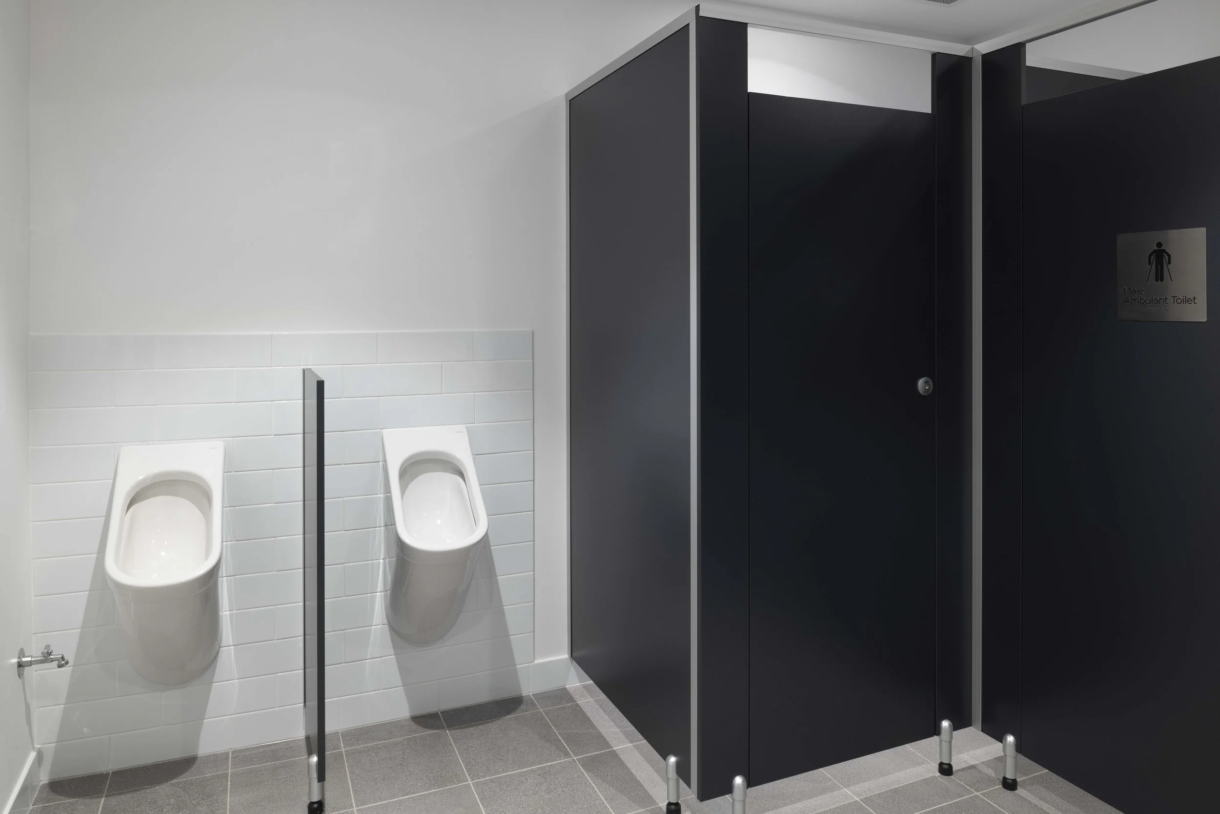 Bathroom_2_Web.jpg