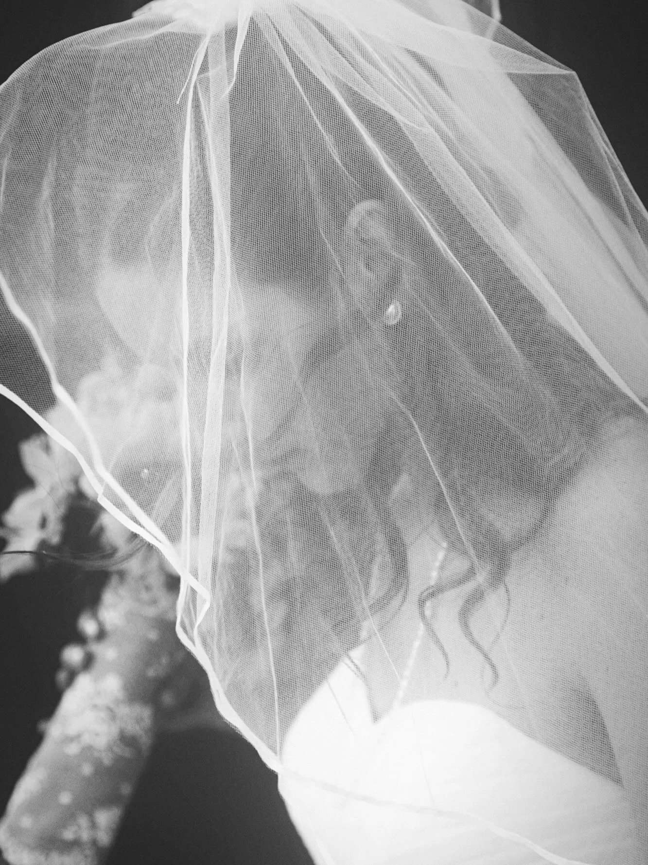 a Kansas wedding, a sunflower bouquet