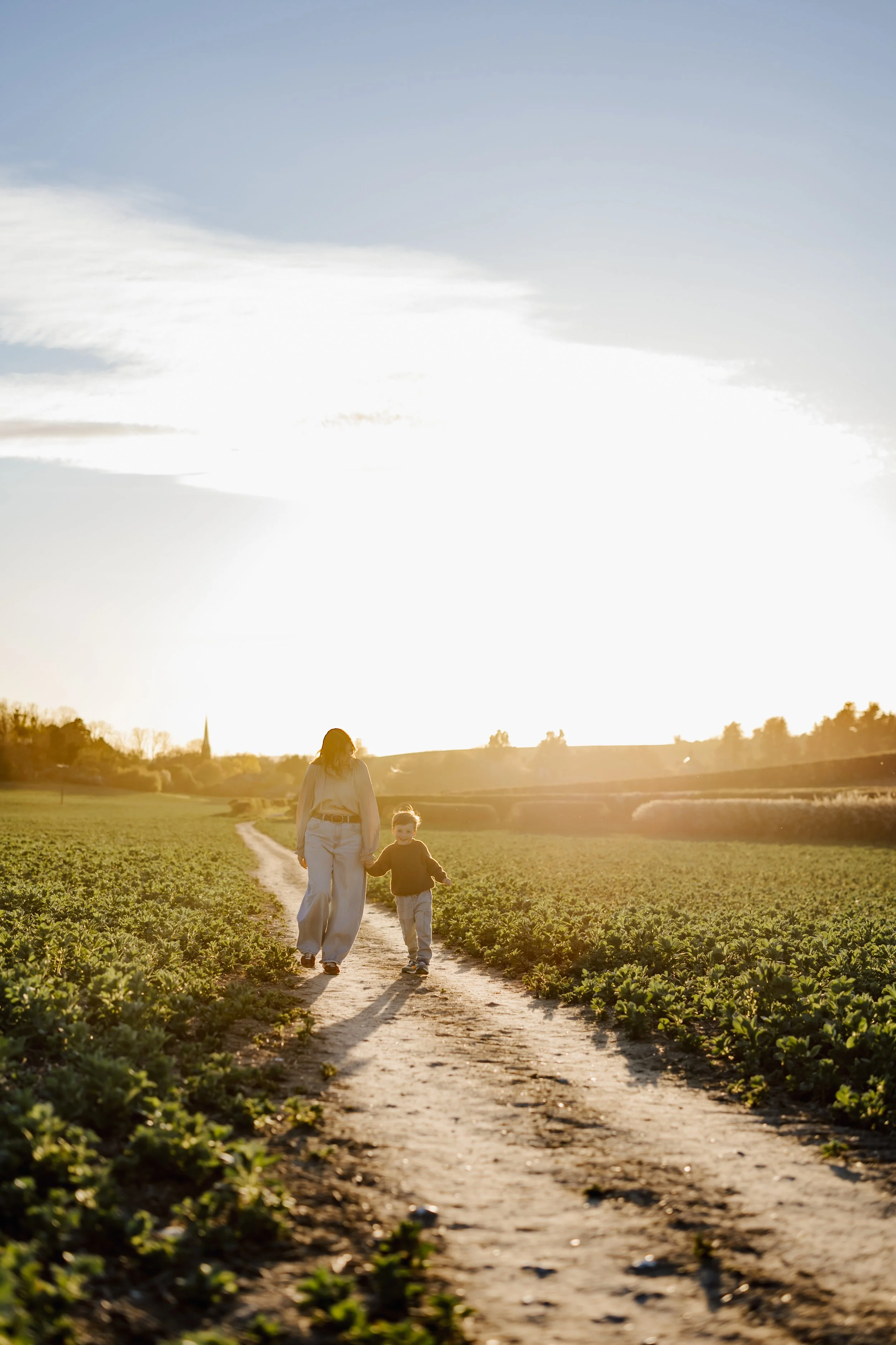 Golden hour family photoshoot Salisbury